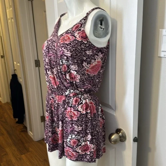 American Eagle, outfitters size, small romper, floral, print, mauve, pur… - Picture 3 of 13